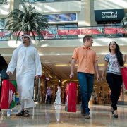 واردات کفش از دبی تجارتی سودآور