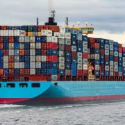 واردات کالا از طریق مسیر دریایی چین به دبی